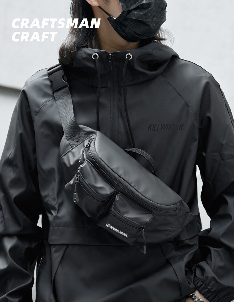 斜挎包男士潮流輕便胸包機車騎行通勤郵差包小包背包男包