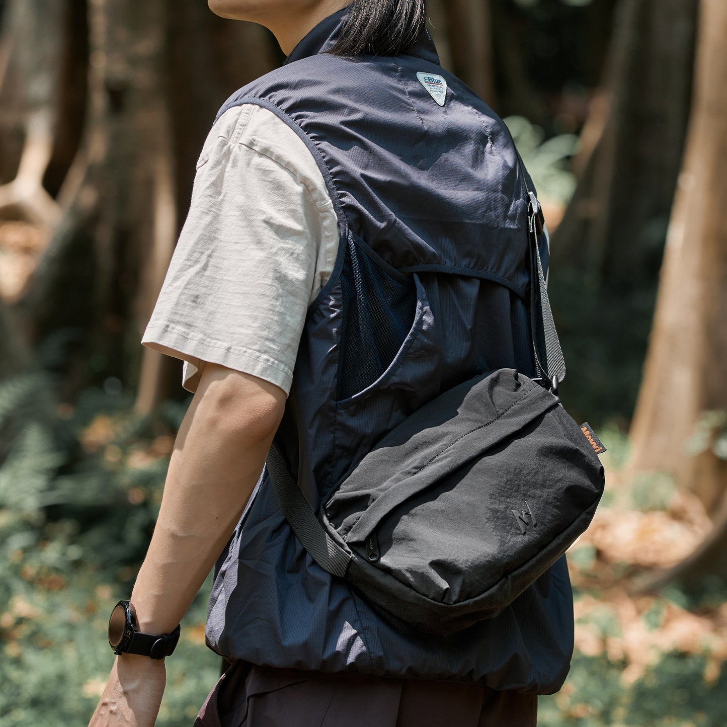 時尚防潑水單肩包潮牌休閒百搭斜挎包男女學生外出大容量單肩