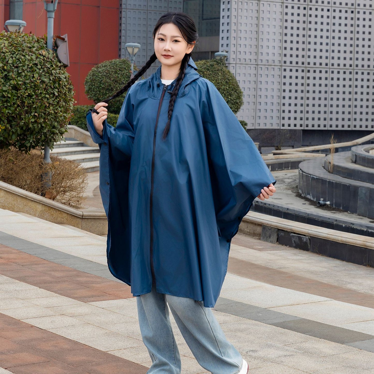 多功能三合一斗篷雨衣背包登山戶外迷彩戰術連帽斗篷雨披