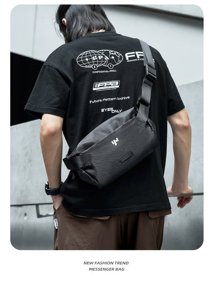 胸包男士單肩包小斜挎包潮騎行機能運動郵差包休閒背包男包