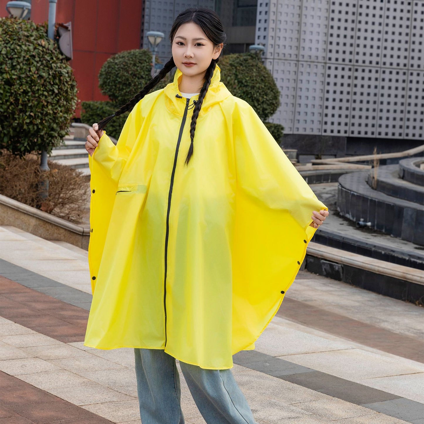 多功能三合一斗篷雨衣背包登山戶外迷彩戰術連帽斗篷雨披